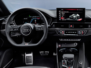 アウディ S4の画像3